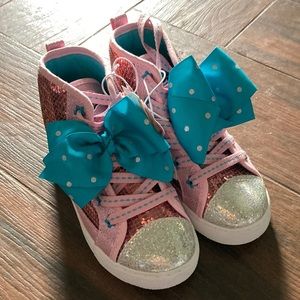 JoJo Siwa sneakers